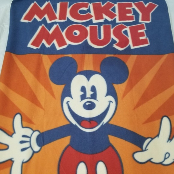 Disney Parks‎ Fleece Mickey Mouse Blanket - Picture 5 of 8